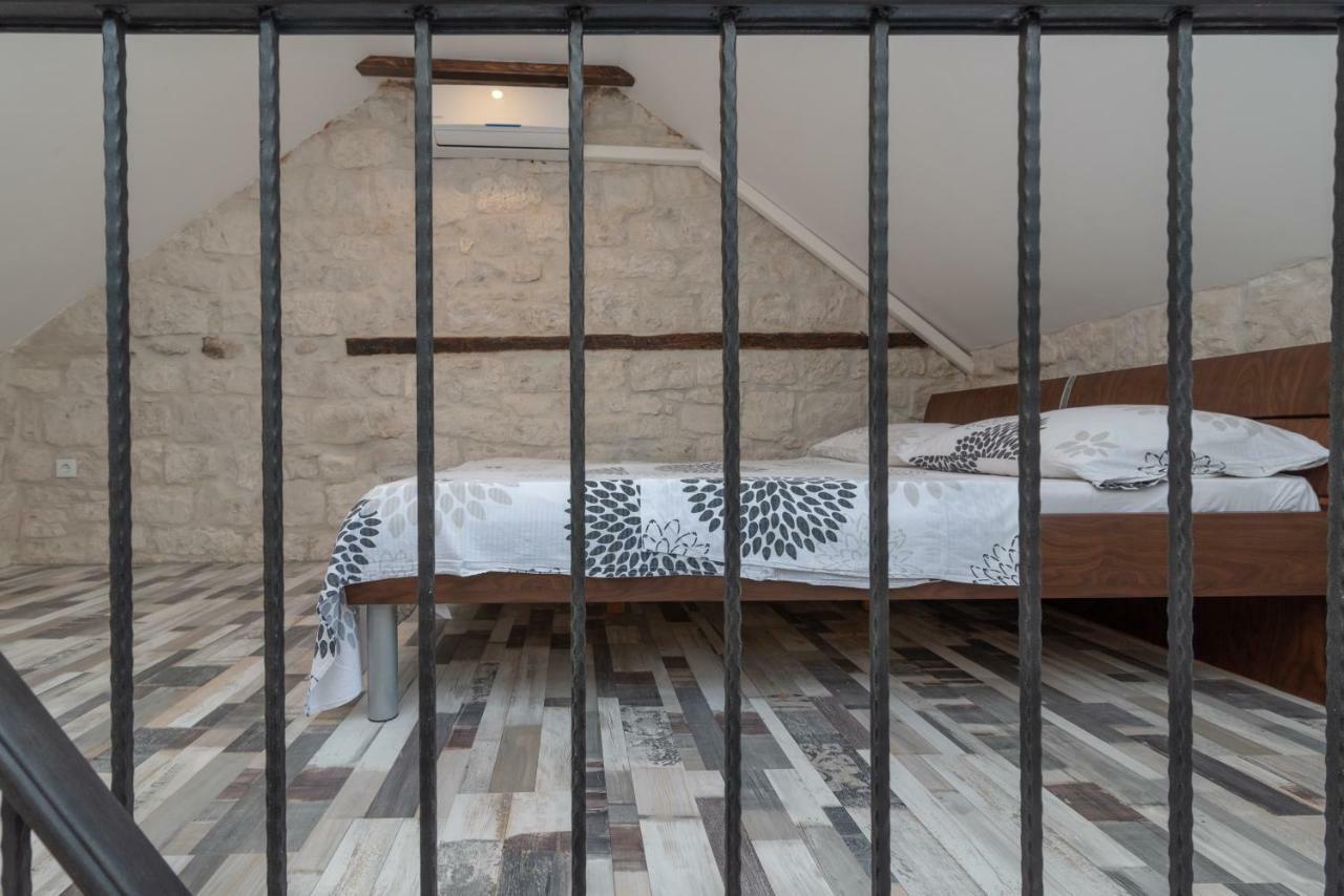 Apartman Skuribanda Трогір Екстер'єр фото
