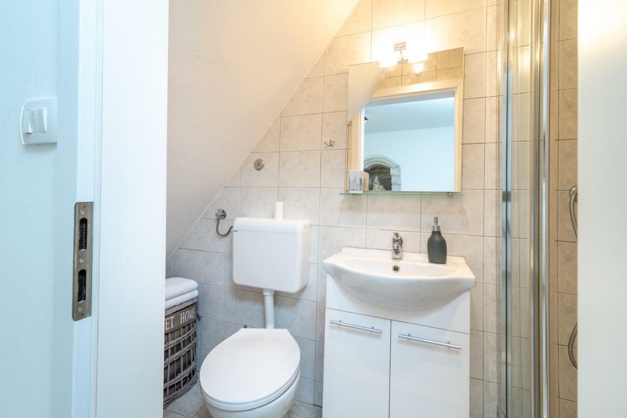 Apartman Skuribanda Трогір Екстер'єр фото