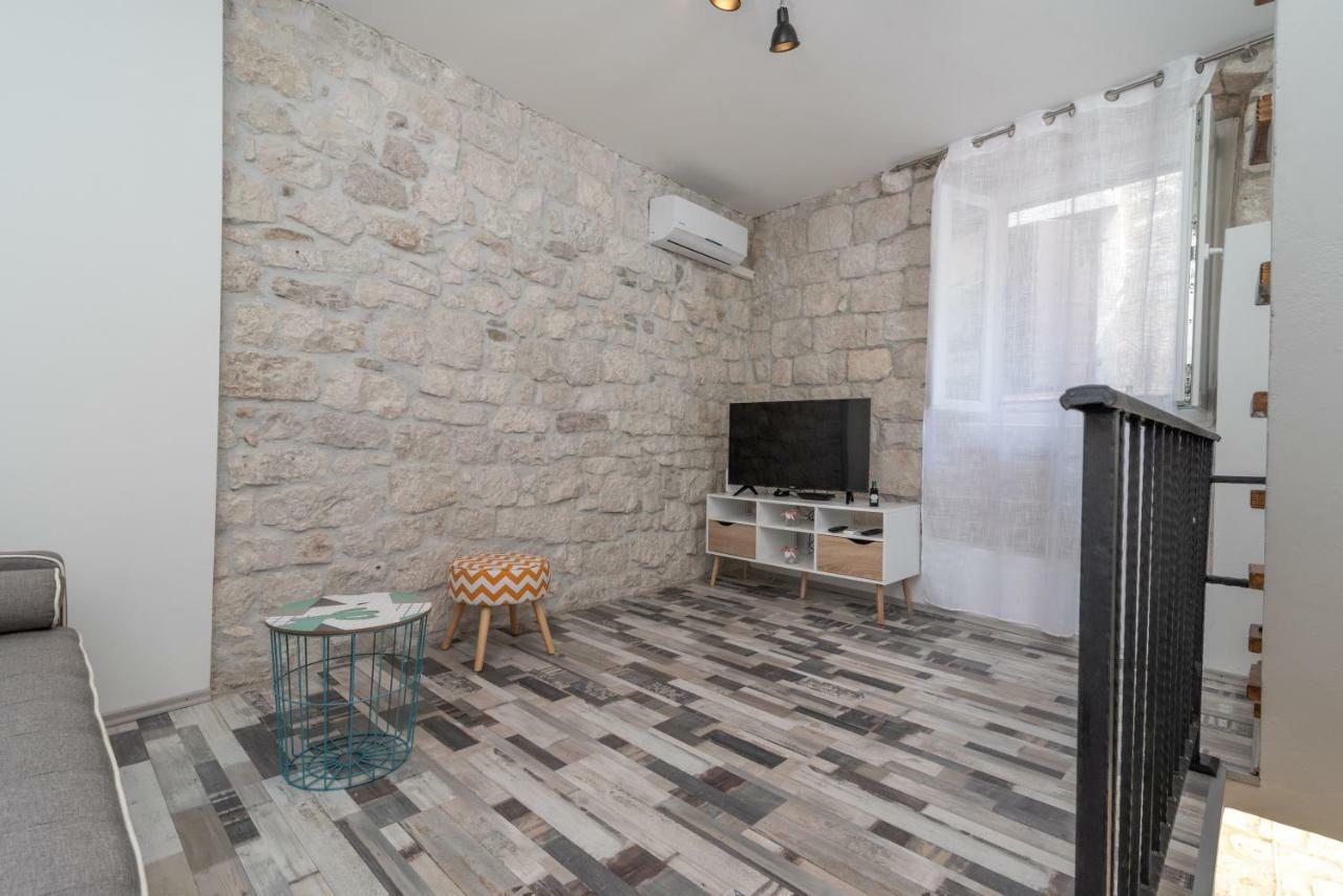 Apartman Skuribanda Трогір Екстер'єр фото