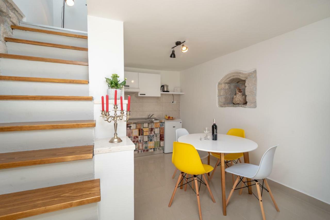 Apartman Skuribanda Трогір Екстер'єр фото